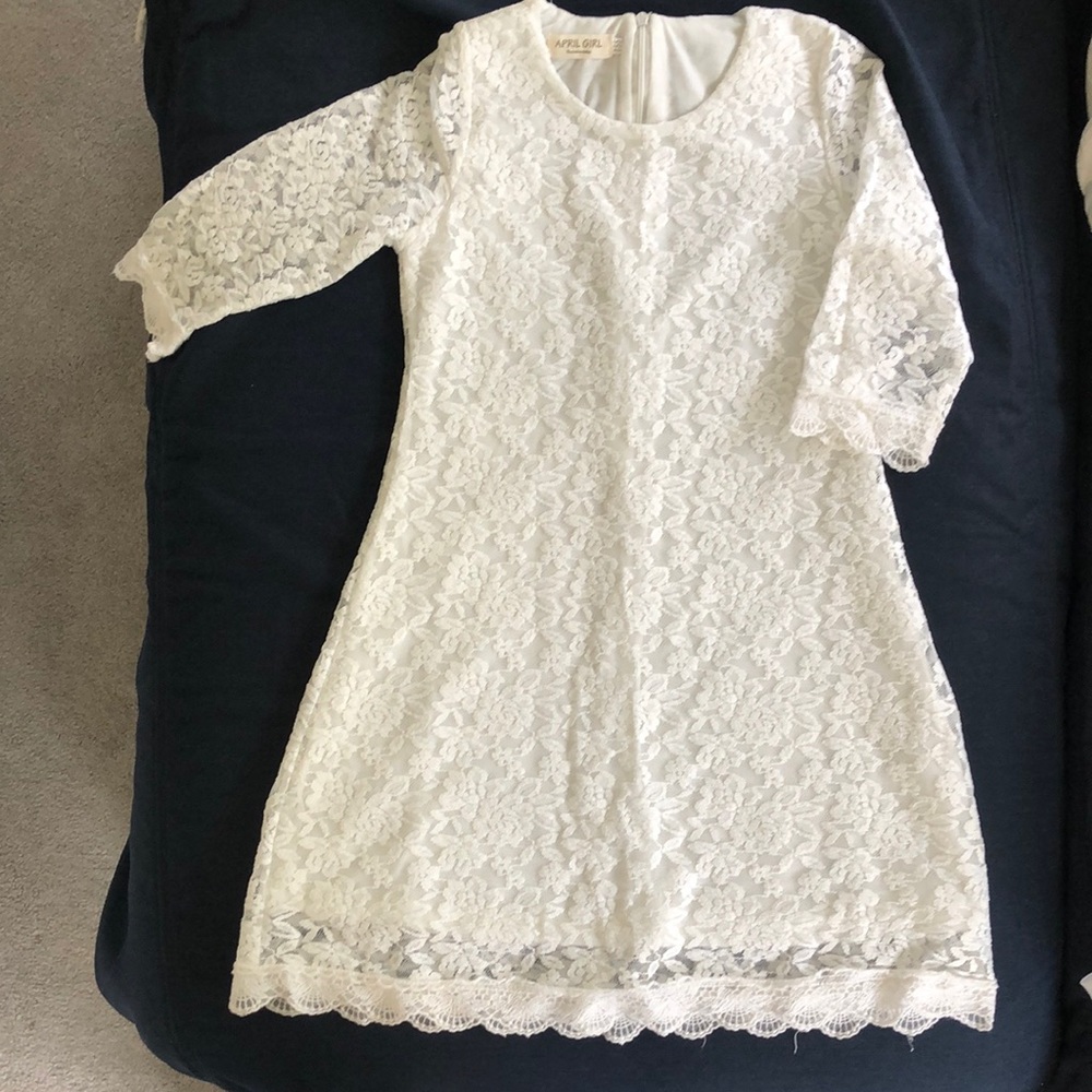 Girls white/extra light cream dress.